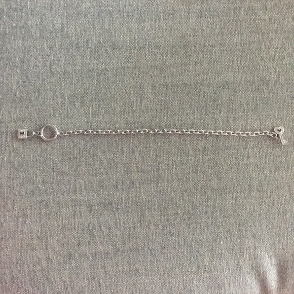 Lock and heart key bracelet - Picture 4 of 4